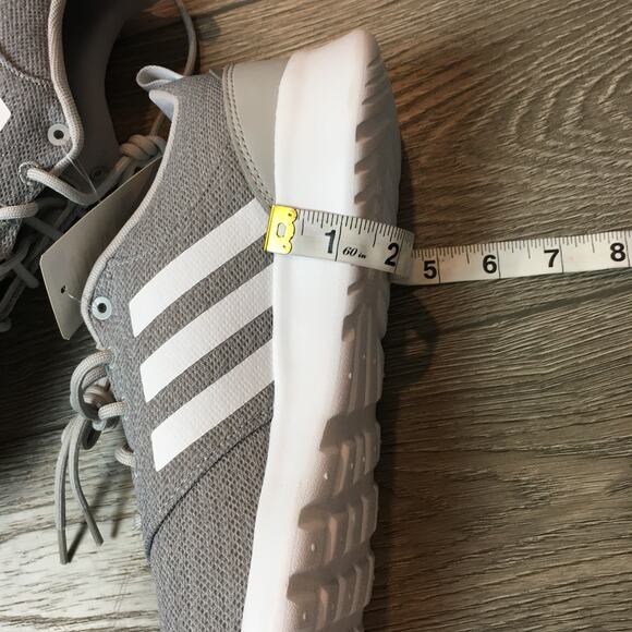 NWT Adidas QT Racer 2.0 Grey White Cloudfoam Comfort Size 10 Sneakers - Picture 6 of 9